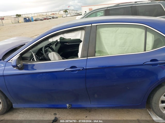 Toyota CAMRY LE 2018 JTNB11HK2J3044725 Image 13
