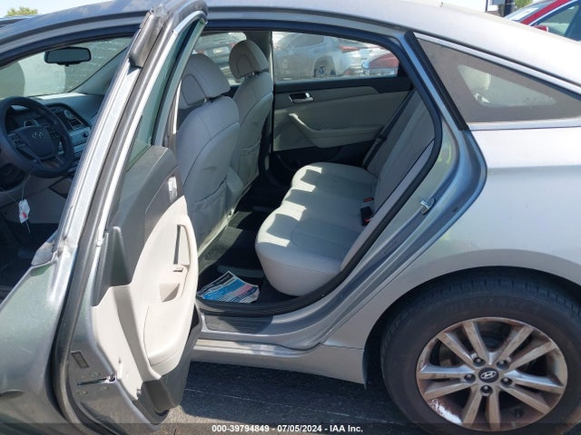 Hyundai SONATA SE 2016 5NPE24AFXGH383808 Image 8