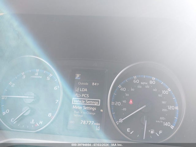 Toyota RAV4 LE 2018 2T3ZFREV5JW465272 Image 7