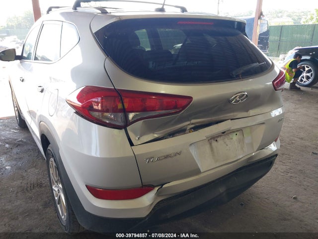 Hyundai TUCSON SE 2017 KM8J3CA43HU272038 Image 6