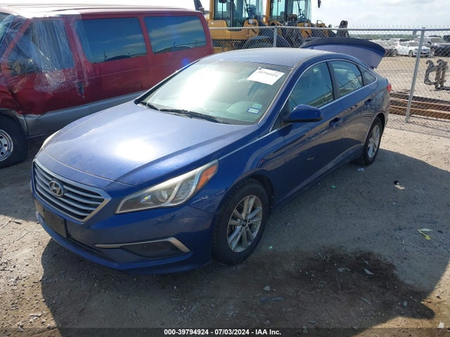 Hyundai SONATA SE 2016 5NPE24AF4GH352733 Image 2