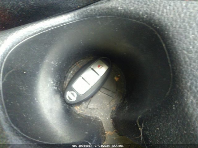 KNMAT2MV1GP682269 Nissan ROGUE SV