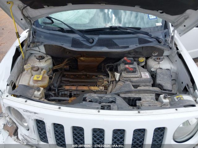 1C4NJPFA6GD794484 Jeep Patriot Latitude