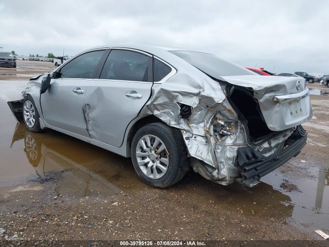 Nissan Altima 2.5 S 2015 1N4AL3AP7FN877031 Image 3