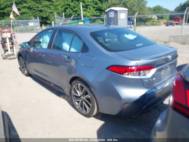 Toyota COROLLA SE 2020 5YFS4RCE5LP041405 Image 3