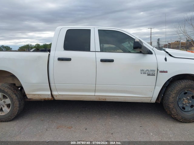 1C6RR7FG2MS554118 RAM 1500 Classic Tradesman Quad Cab 4x4 6'4 Box