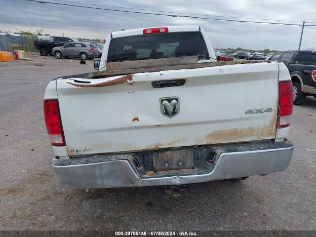 1C6RR7FG2MS554118 RAM 1500 Classic Tradesman Quad Cab 4x4 6'4 Box