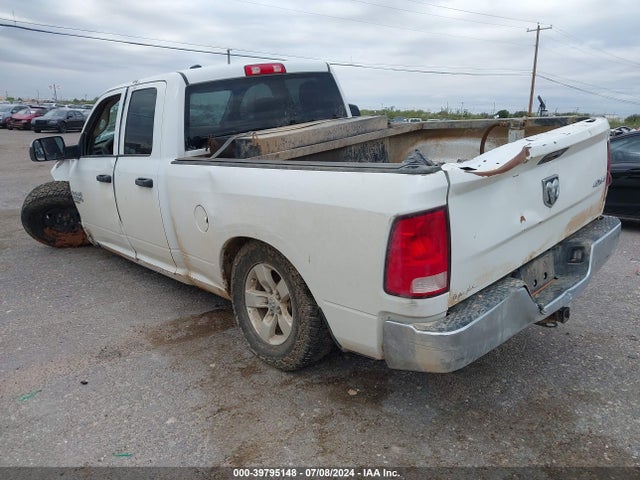 1C6RR7FG2MS554118 RAM 1500 Classic Tradesman Quad Cab 4x4 6'4 Box