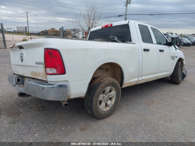 1C6RR7FG2MS554118 RAM 1500 Classic Tradesman Quad Cab 4x4 6'4 Box