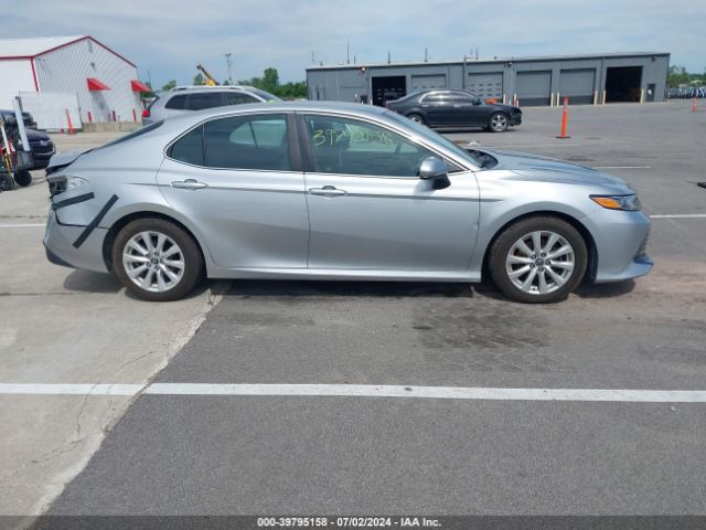 4T1B11HK4JU627386 Toyota CAMRY LE