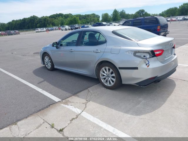 4T1B11HK4JU627386 Toyota CAMRY LE