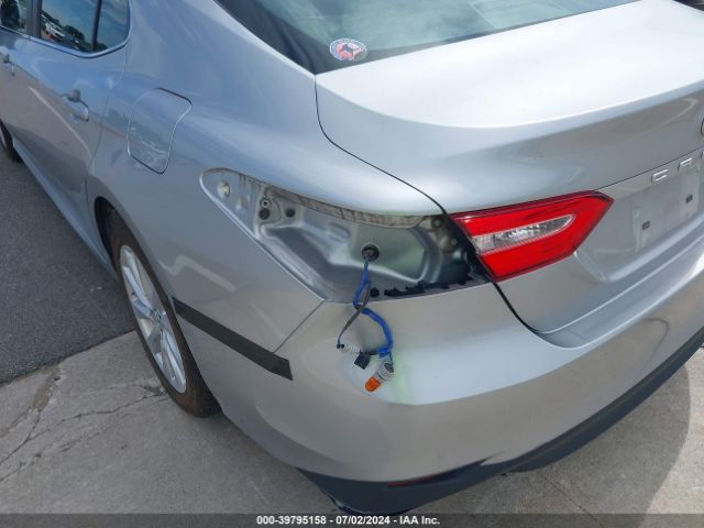 4T1B11HK4JU627386 Toyota CAMRY LE