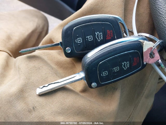Hyundai SONATA SE 2016 5NPE24AF5GH276665 Image 11