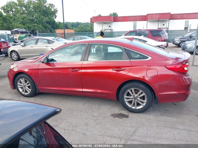 Hyundai SONATA SE 2016 5NPE24AF5GH276665 Image 14