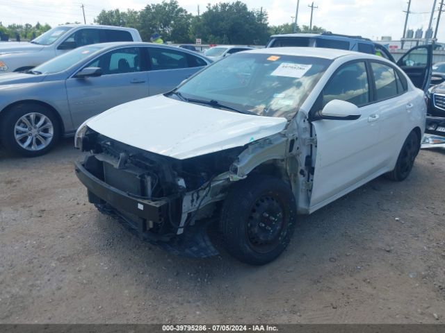 3KPA24AB5JE077882 KIA RIO S