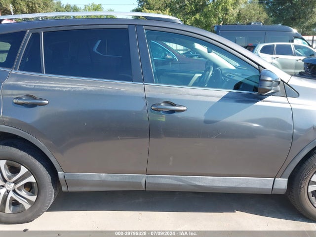 Toyota RAV4 LE 2016 2T3BFREV8GW453353 Image 13
