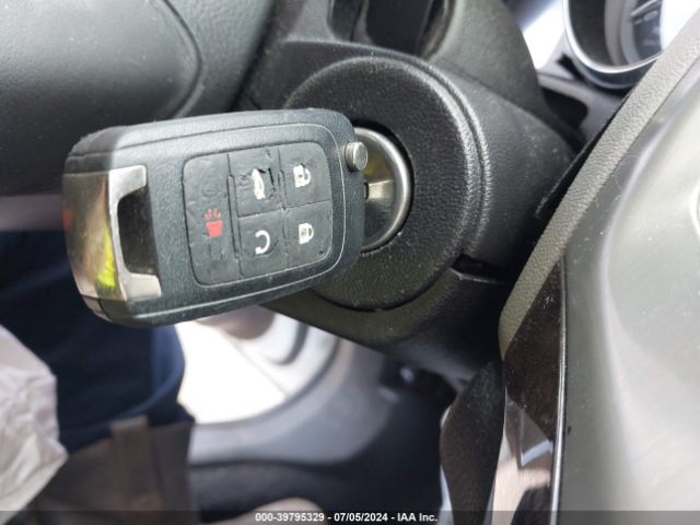 1G4PP5SK0F4201870 Buick Verano
