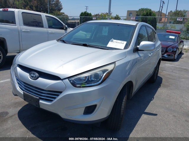 Hyundai TUCSON GLS 2014 KM8JT3AF8EU895636 Image 2