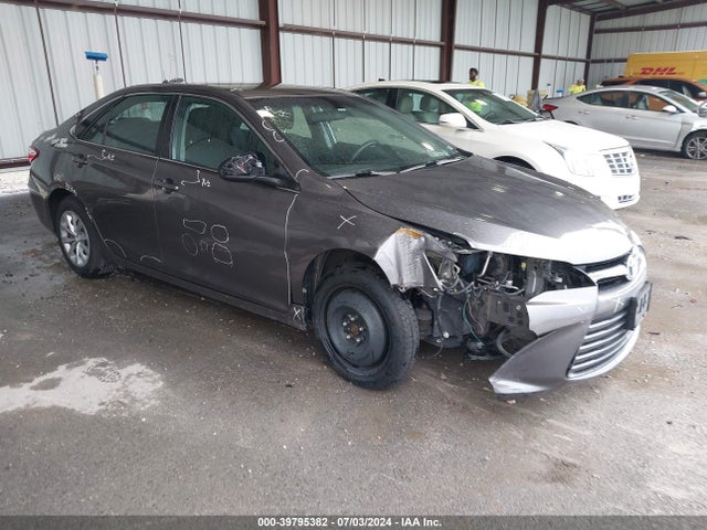 Toyota CAMRY LE 2016 4T4BF1FK4GR516923 main image
