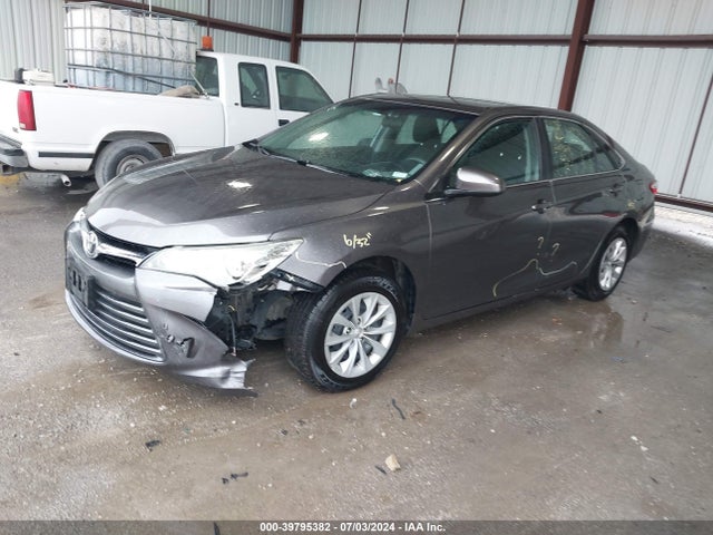 Toyota CAMRY LE 2016 4T4BF1FK4GR516923 Image 2