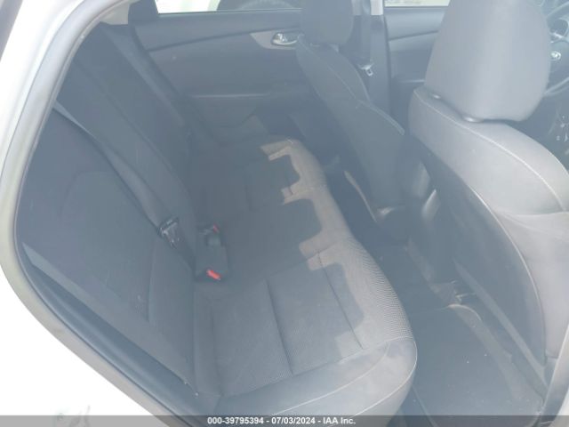 3KPF24AD8KE084785 KIA Forte Lxs