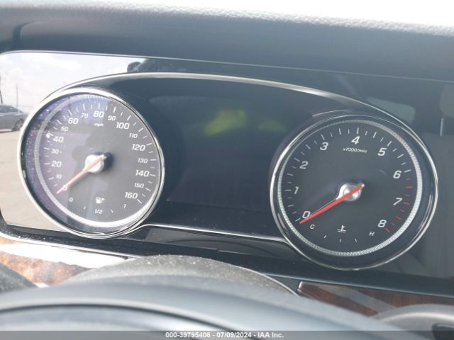WDDZF4JB8HA052288 Mercedes-Benz E 300