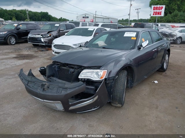 2C3CCAKG2EH158013 Chrysler 300c Awd