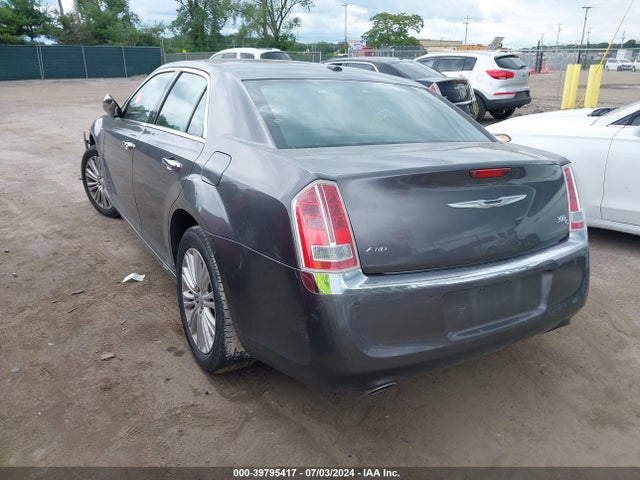 2C3CCAKG2EH158013 Chrysler 300c Awd