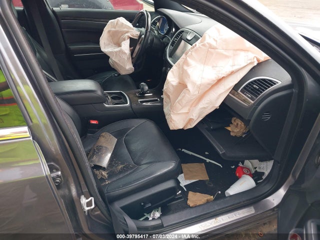 2C3CCAKG2EH158013 Chrysler 300c Awd