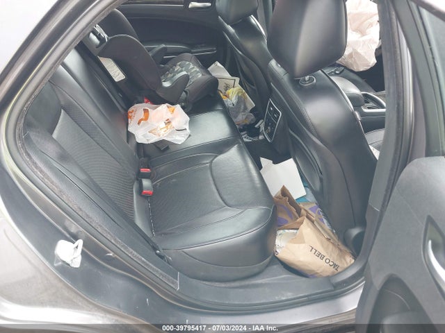 2C3CCAKG2EH158013 Chrysler 300c Awd