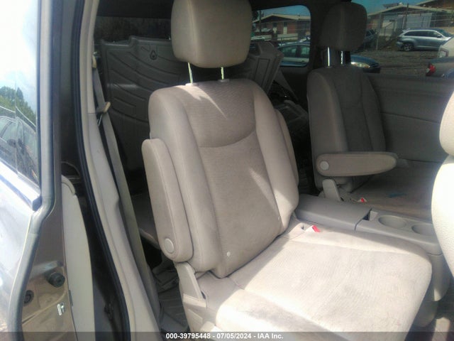 Nissan QUEST S 2015 JN8AE2KP4F9130741 Image 8