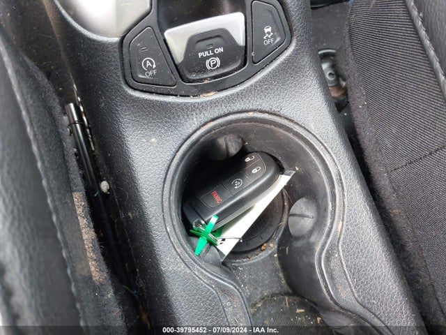 3C4NJDBB4MT562937 Jeep Compass Latitude 4x4