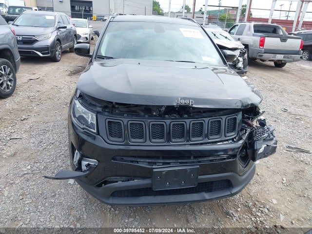 3C4NJDBB4MT562937 Jeep Compass Latitude 4x4