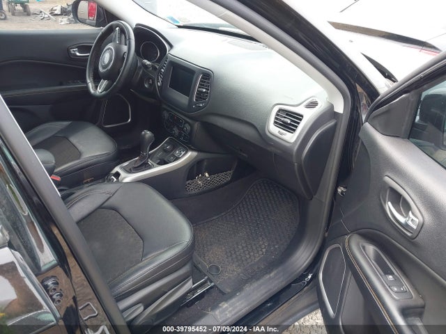 3C4NJDBB4MT562937 Jeep Compass Latitude 4x4