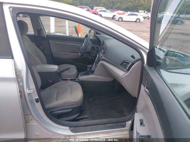 Hyundai ELANTRA SE 2017 5NPD74LF9HH197480 Image 5