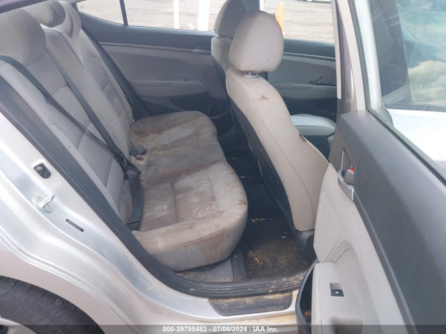 Hyundai ELANTRA SE 2017 5NPD74LF9HH197480 Image 8