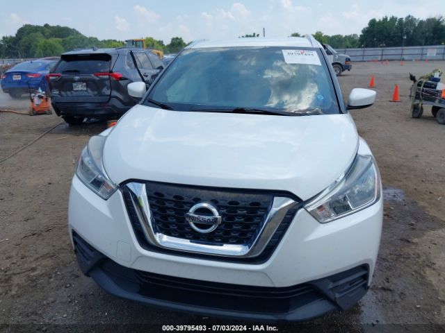 3N1CP5CU2JL506554 Nissan KICKS SV