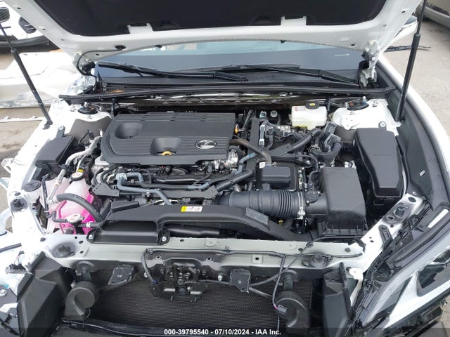 58ADA1C11RU049288 Lexus ES 300H