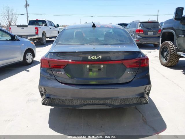 3KPF54AD5PE670567 KIA Forte Gt-line