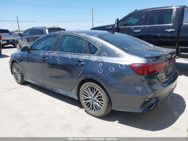 3KPF54AD5PE670567 KIA Forte Gt-line