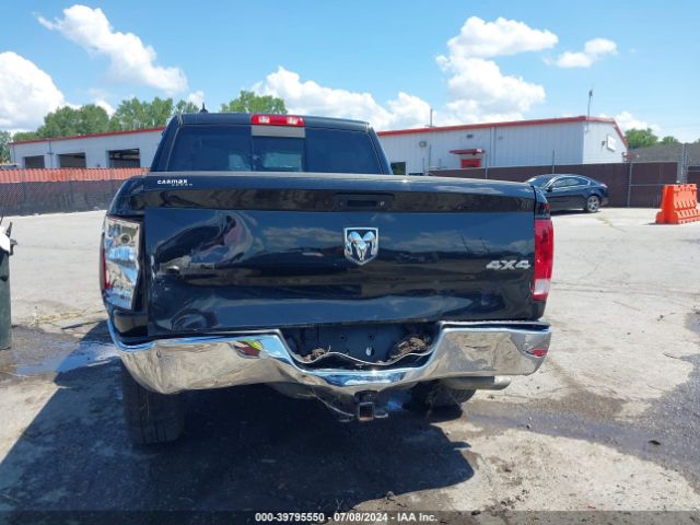 1C6RR7LG7JS273349 RAM 1500 Big Horn  4x4 5'7 Box