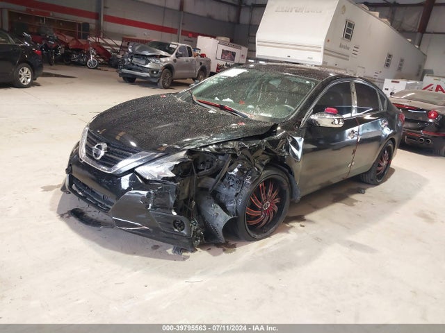 Nissan Altima 2.5 Sr 2018 1N4AL3AP6JC282627 Image 2