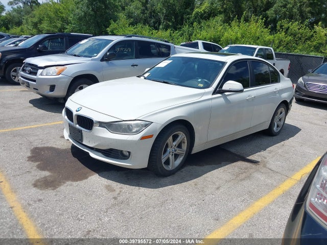 WBA3B3C57FF548371 BMW 328i Xdrive