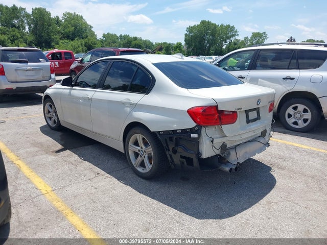 WBA3B3C57FF548371 BMW 328i Xdrive