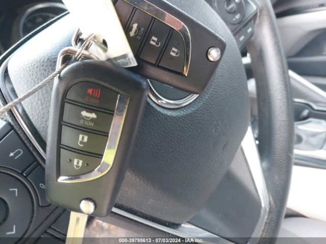 4T1B11HK6JU098362 Toyota CAMRY LE
