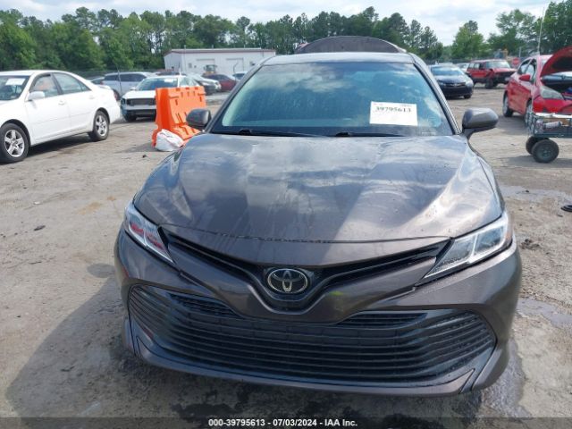 4T1B11HK6JU098362 Toyota CAMRY LE