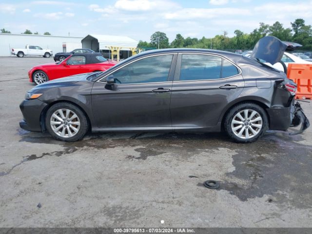 4T1B11HK6JU098362 Toyota CAMRY LE