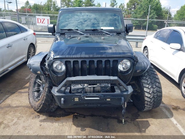 1C4GJXANXJW180990 Jeep Wrangler Sport S 4x4