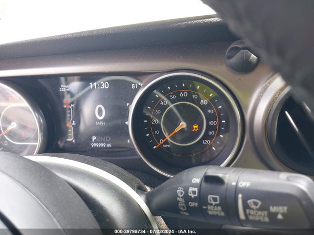 1C4GJXANXJW180990 Jeep Wrangler Sport S 4x4