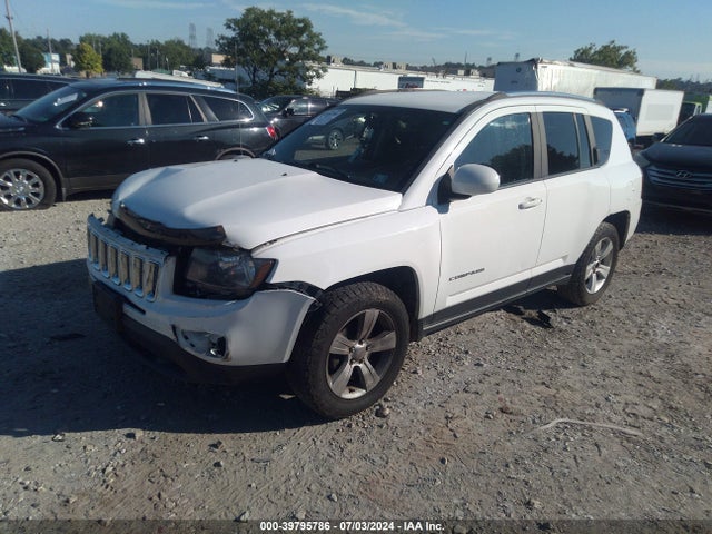1C4NJCEA8ED678629 Jeep Compass Latitude